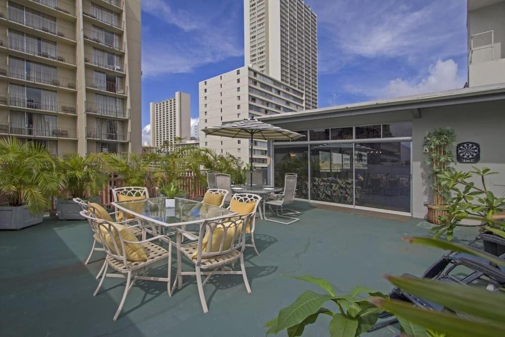Aparthotel Hawaiian King Honolulu Esterno foto